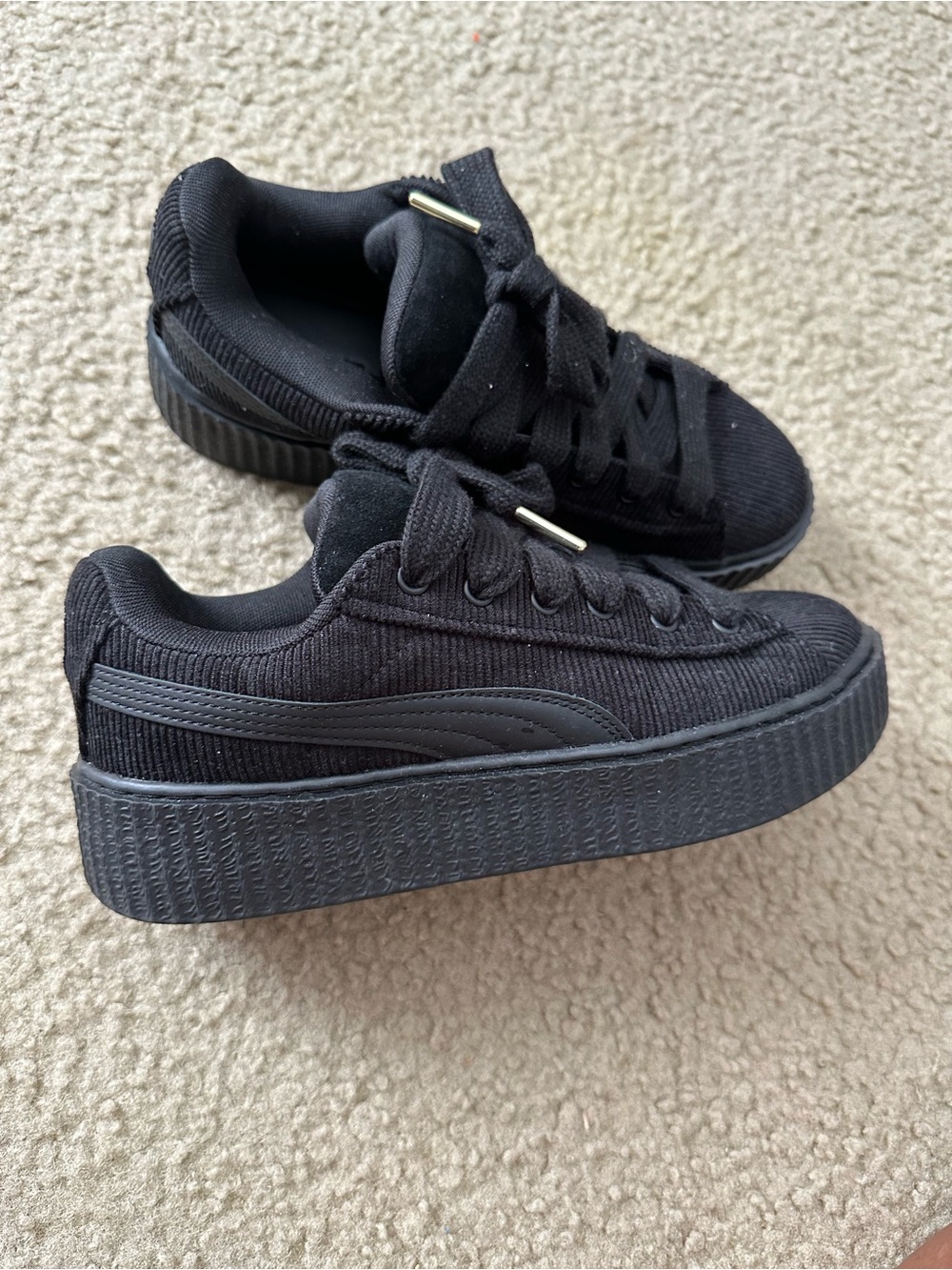Women's All-Black Platform Corduroy Sneakers puma Fenty